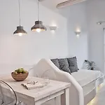 Naxian Utopia Luxury Villas & Stelida (Naxos)