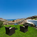 Naxian Utopia Luxury Villas &