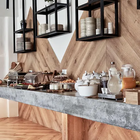 Naxian Utopia Luxury &