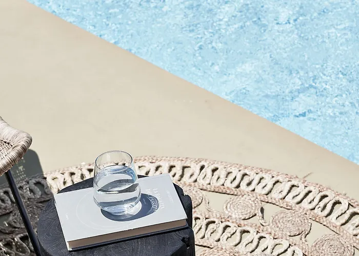 Naxian Utopia Luxury & Стелида