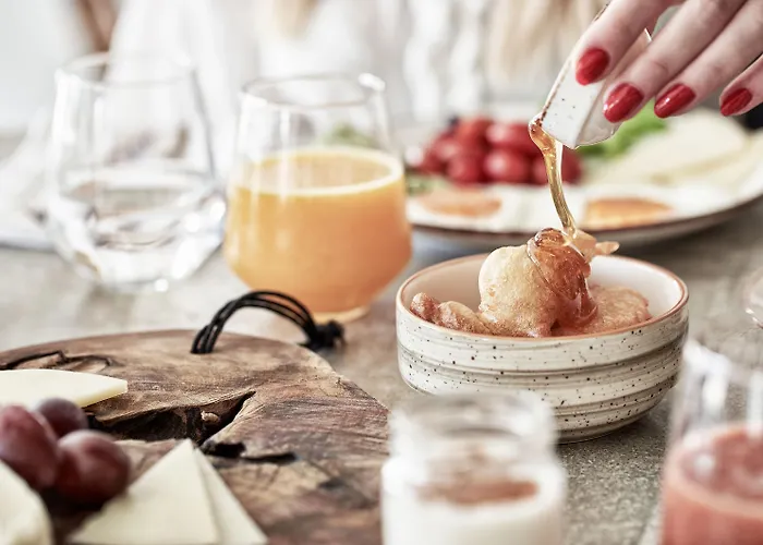 Naxian Utopia Luxury & Отель