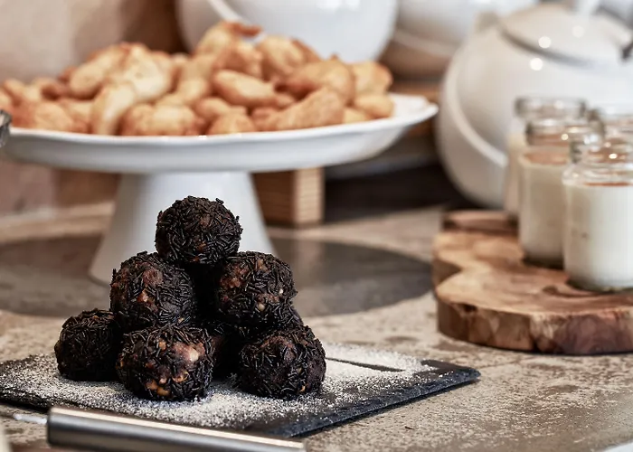 Отель Naxian Utopia Luxury & 3*