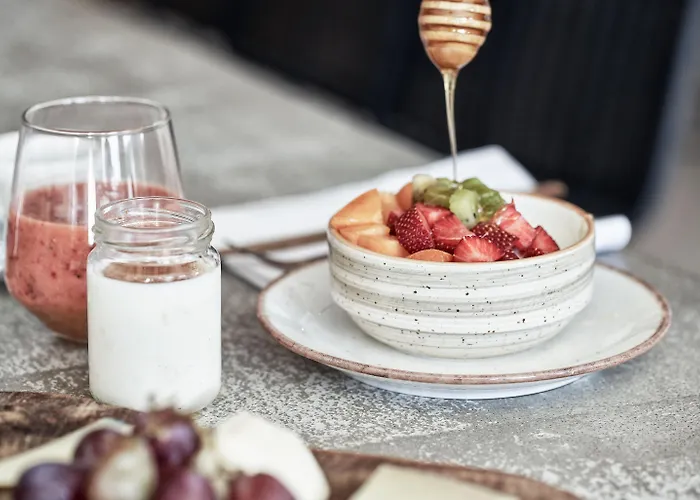 Naxian Utopia Luxury & Стелида