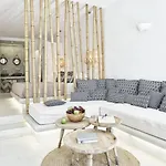 Naxian Utopia Luxury Szálloda Sztelída