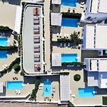 Naxian Utopia Luxury 3*