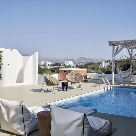Naxian Utopia Luxury Hotell 3*