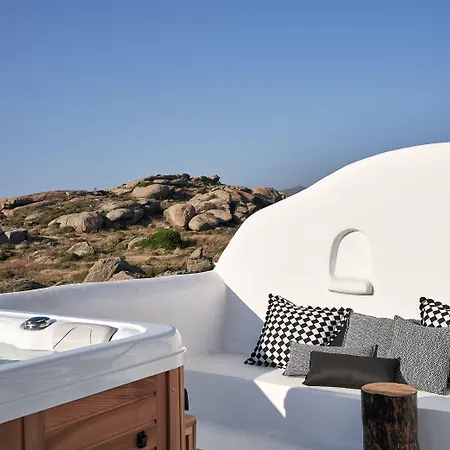 Naxian Utopia Luxury Hotell 3*